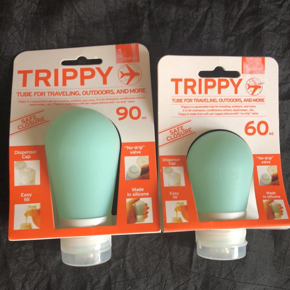 Set of 2 Trippy Silicone No Drip Cosmetic Travel Squeeze Tube: 3 oz & 2 oz BLUE - Picture 1 of 9